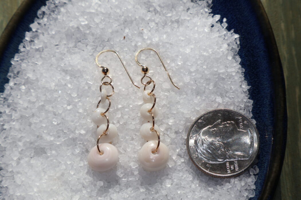 Infinity Puka Earrings 4 pukas - Image 3