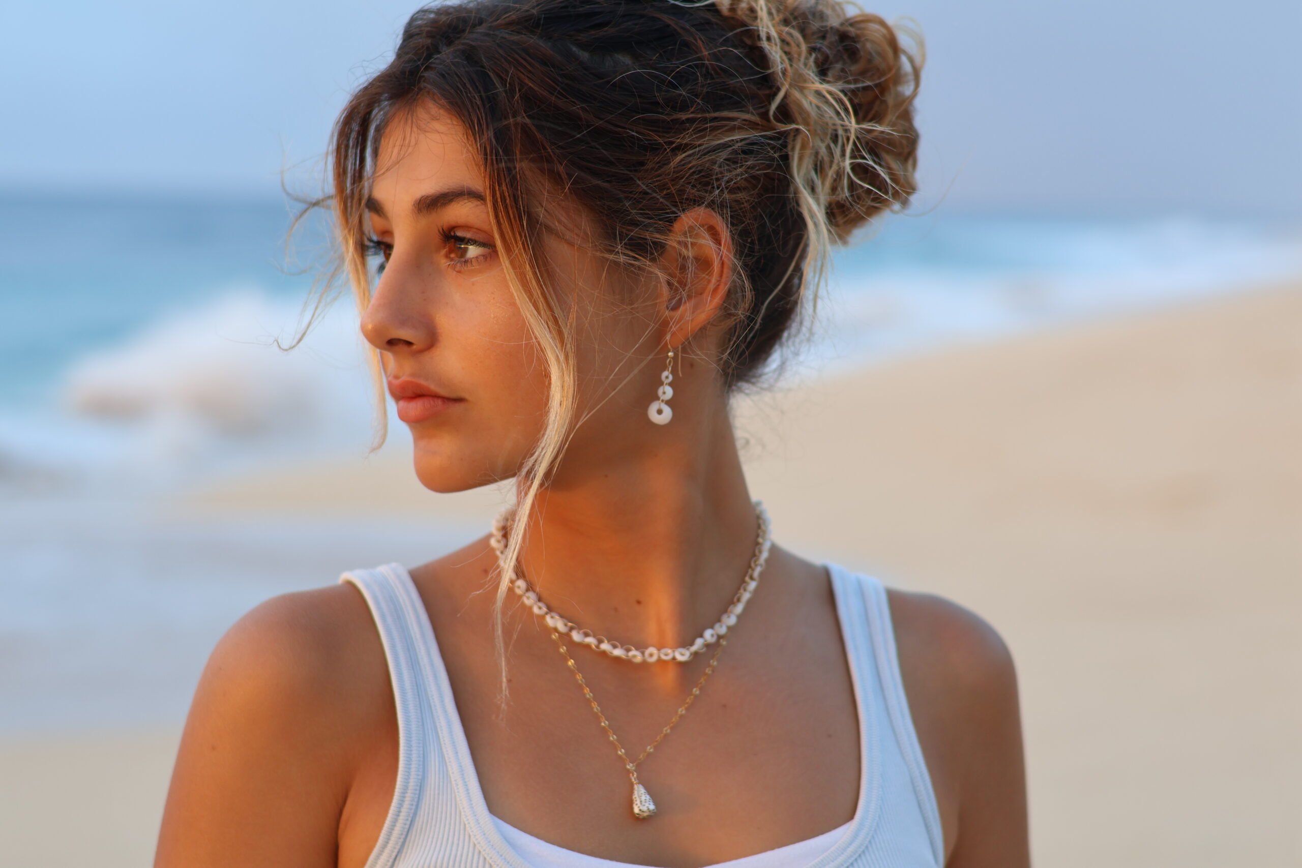 Full Moon Infinity Puka Choker - 16" - Image 5