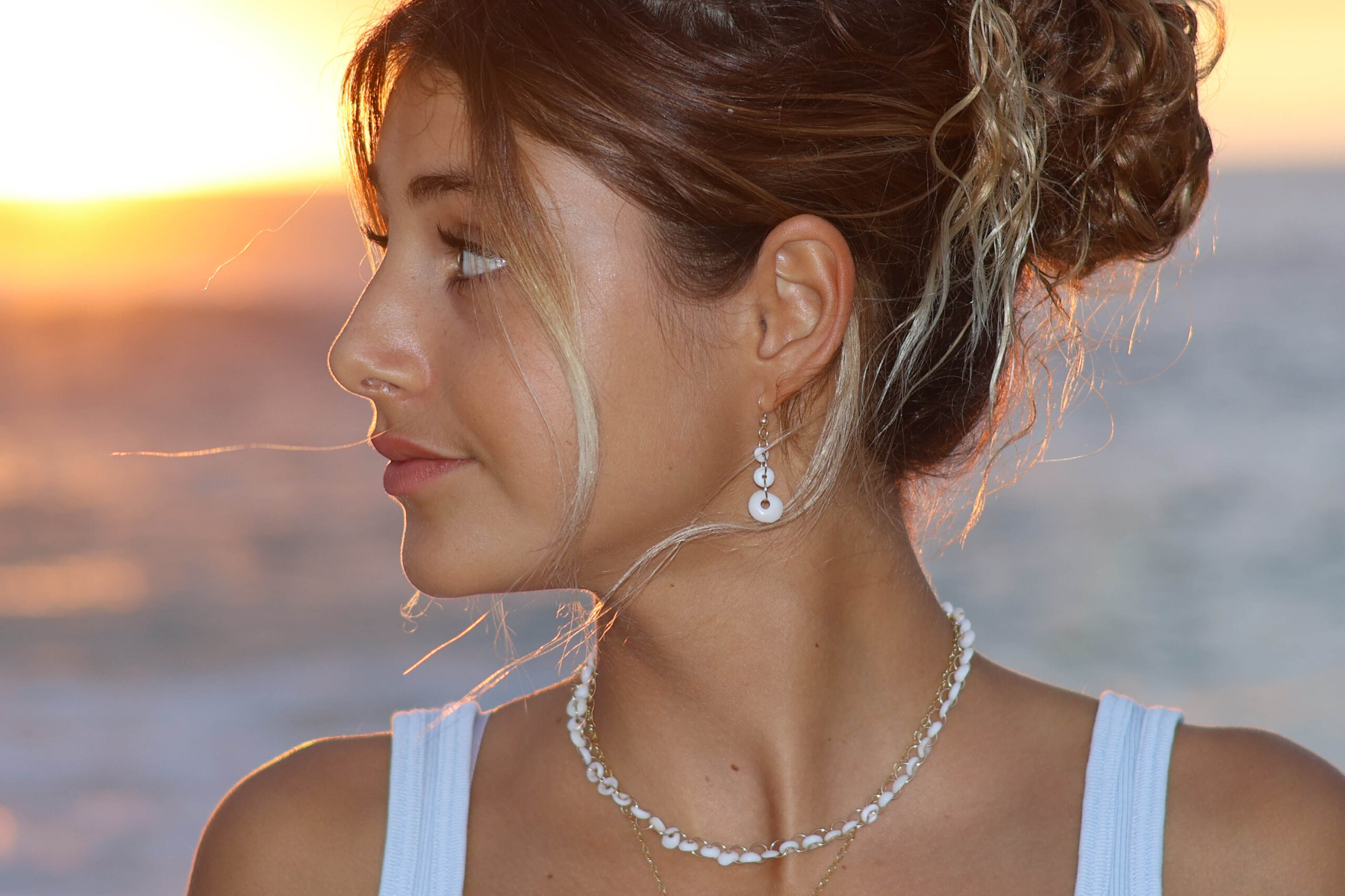 Full Moon Infinity Puka Choker - 16"