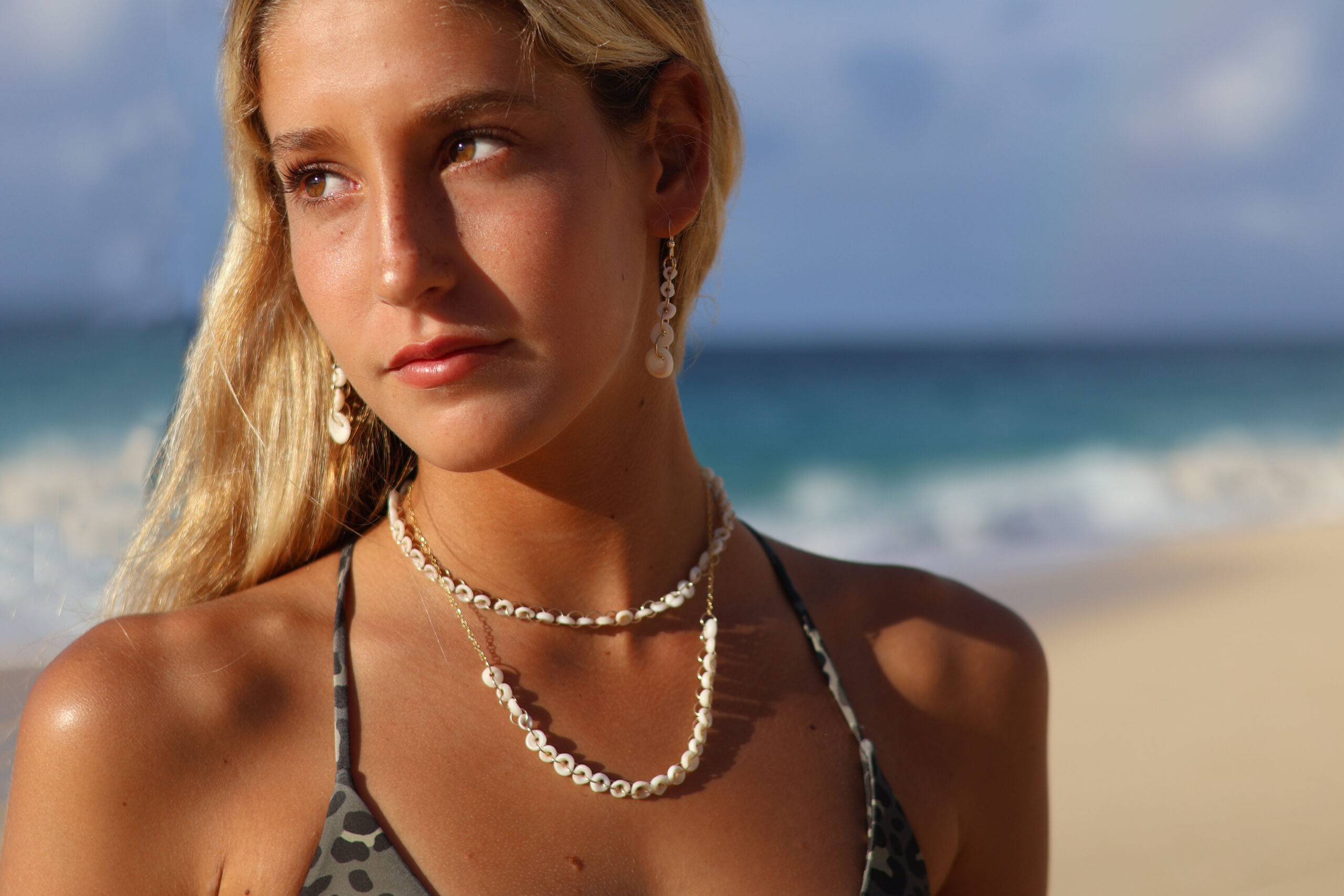 Full Moon Infinity Puka Choker - 16" - Image 2